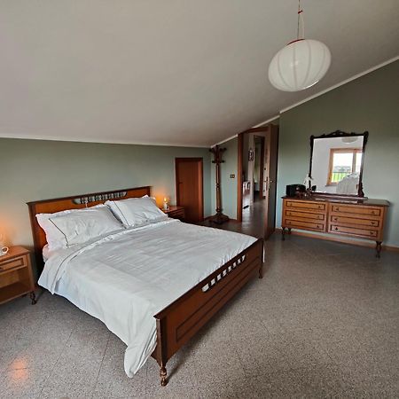 Apartmán Mansarda Montecavolo Exteriér fotografie